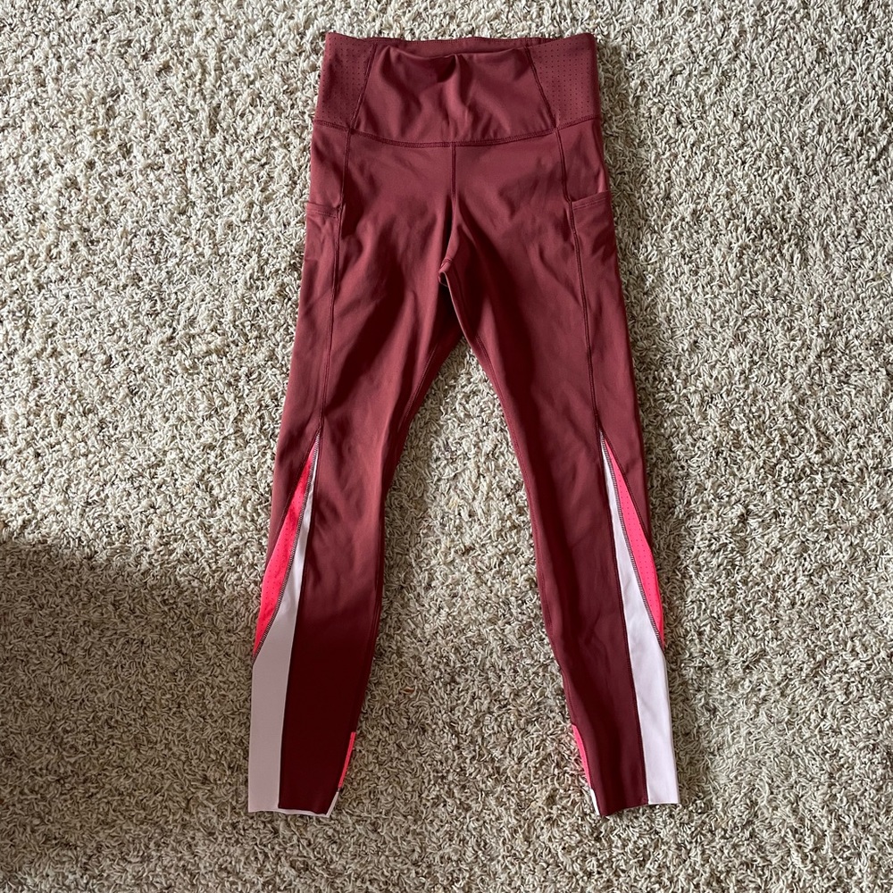 NWT women’s running leggings. Brooks size S - Picture 6 of 8